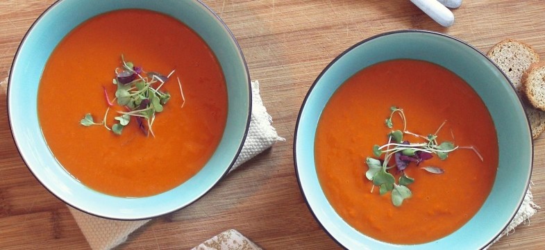 Einfache Tomatensuppe mit Maca